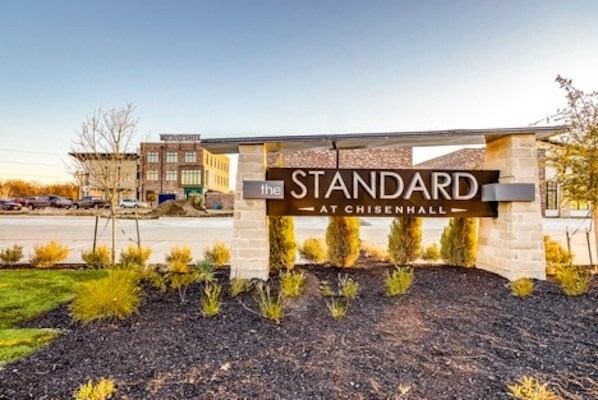 279 W Hidden Creek Pky, Burleson, TX for sale Building Photo- Image 1 of 1