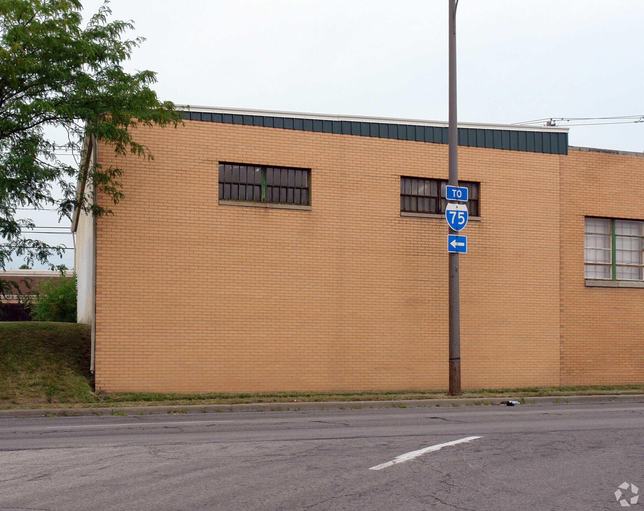 318 Broadway St, Toledo, OH for sale Primary Photo- Image 1 of 1