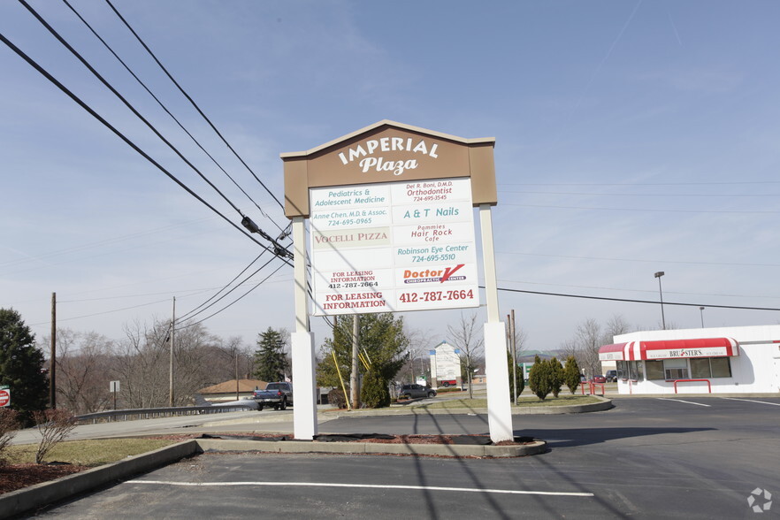 100 Imperial Plaza Dr, Imperial, PA for lease - Building Photo - Image 3 of 4
