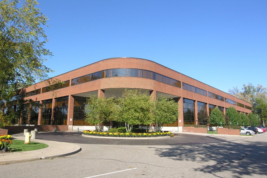 3200 Greenfield Rd, Dearborn, MI 48120 Office Space for Lease