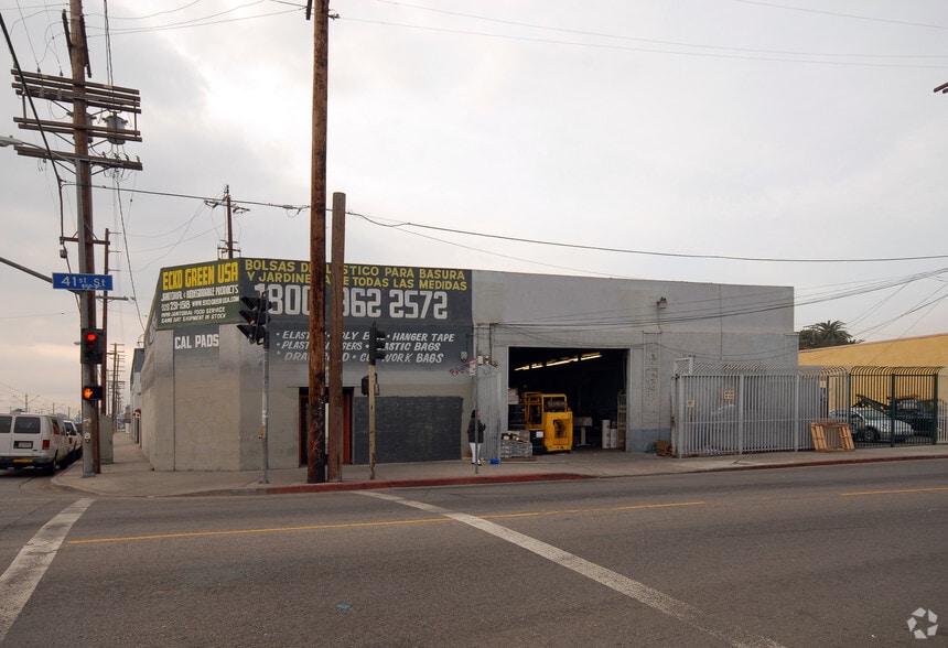 1682 E 41st St, Los Angeles, CA for lease - Primary Photo - Image 1 of 6