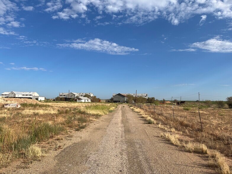 2500 Seminole rd, Lamesa, TX for sale - Building Photo - Image 2 of 6