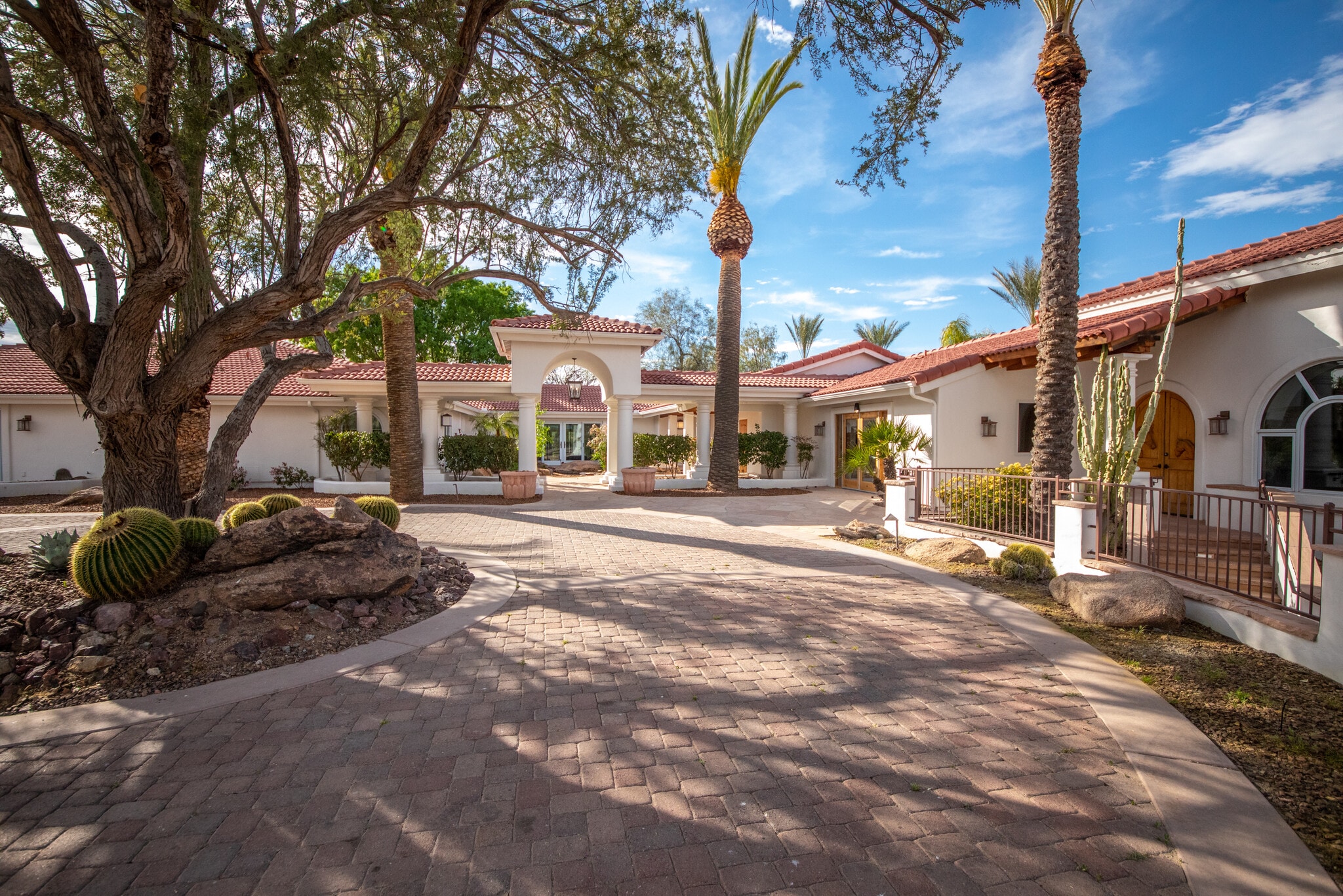 28331 Rocking Horse ln, Morristown, AZ for lease Building Photo- Image 1 of 9