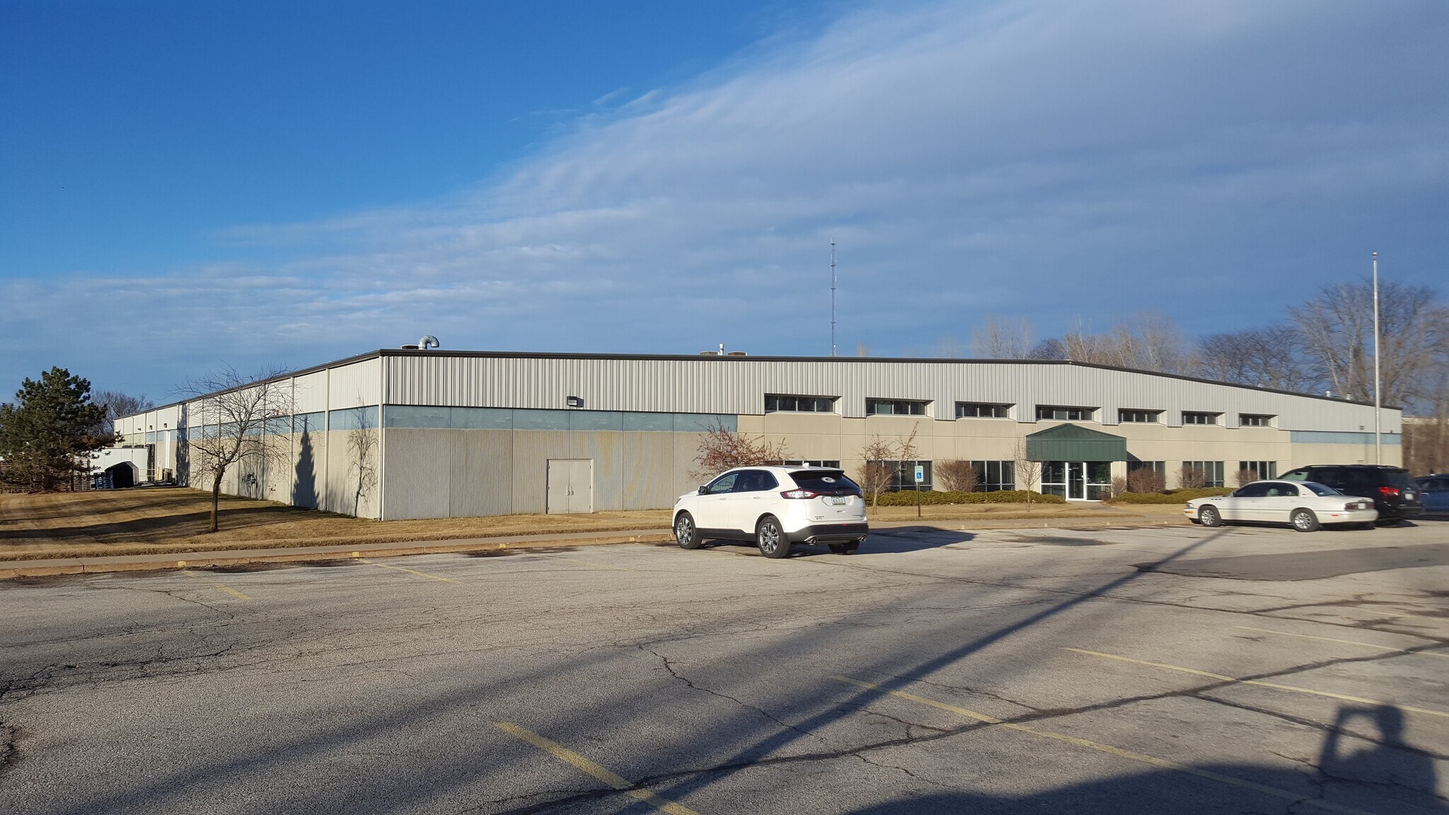 6000 Huntington Ct, Cedar Rapids, IA for sale Building Photo- Image 1 of 1