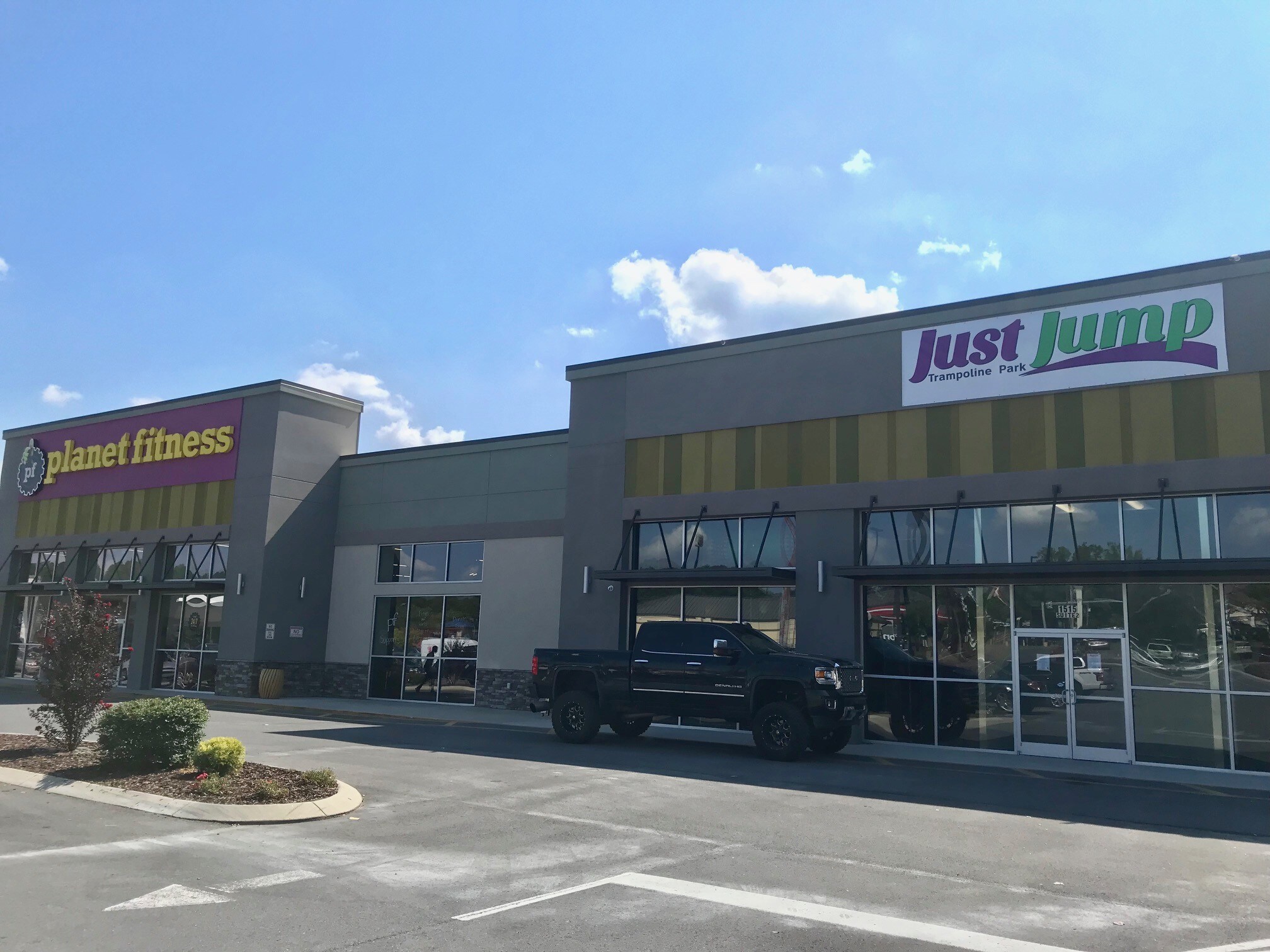 1515 W Walnut Ave, Dalton, GA 30720 Inline Space on Walnut Avenue in