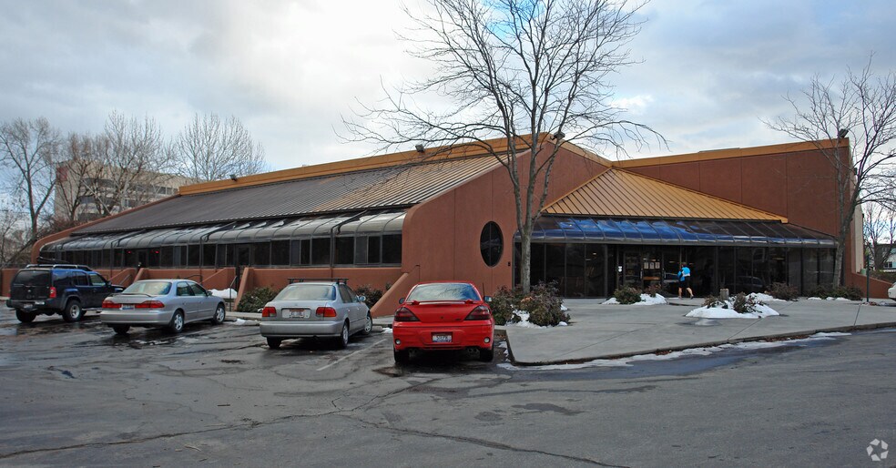 555 W Parkcenter Blvd, Boise, ID for sale - Primary Photo - Image 1 of 1