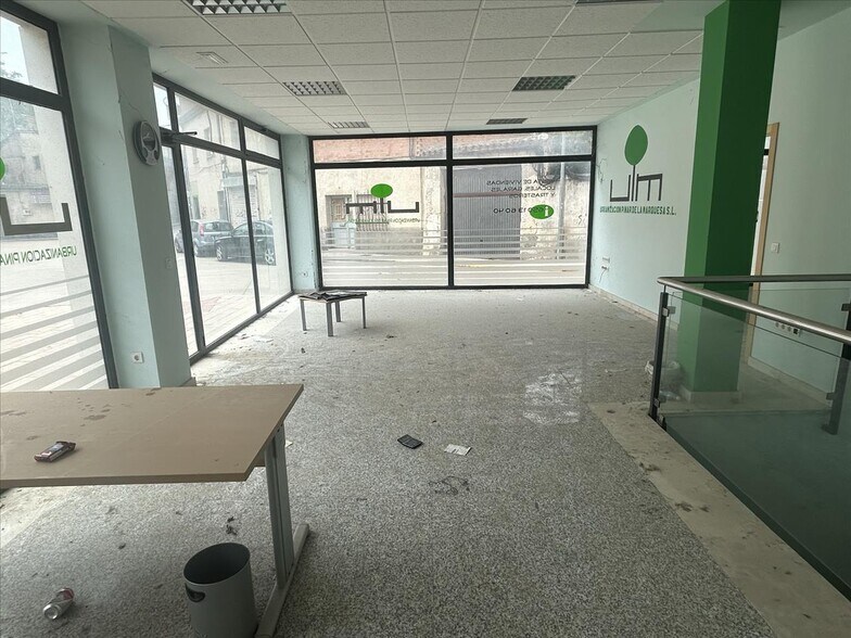 Retail in Torre de Peñafiel for sale - Building Photo - Image 2 of 8