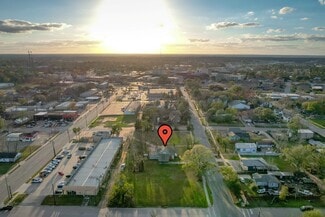 More details for 309 E Phillips St, Conroe, TX - Land for Sale