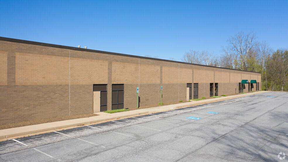 10709 Gilroy Rd, Hunt Valley, MD for lease - Building Photo - Image 2 of 4