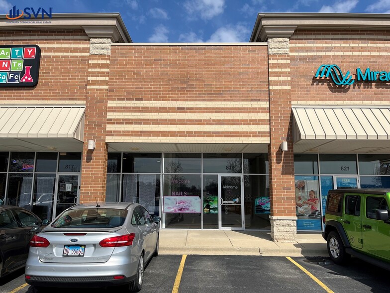 801-875 N Randall Rd, Batavia, IL for lease - Building Photo - Image 3 of 4