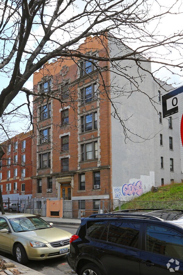 104 Terrace View Ave, Bronx, NY 10463