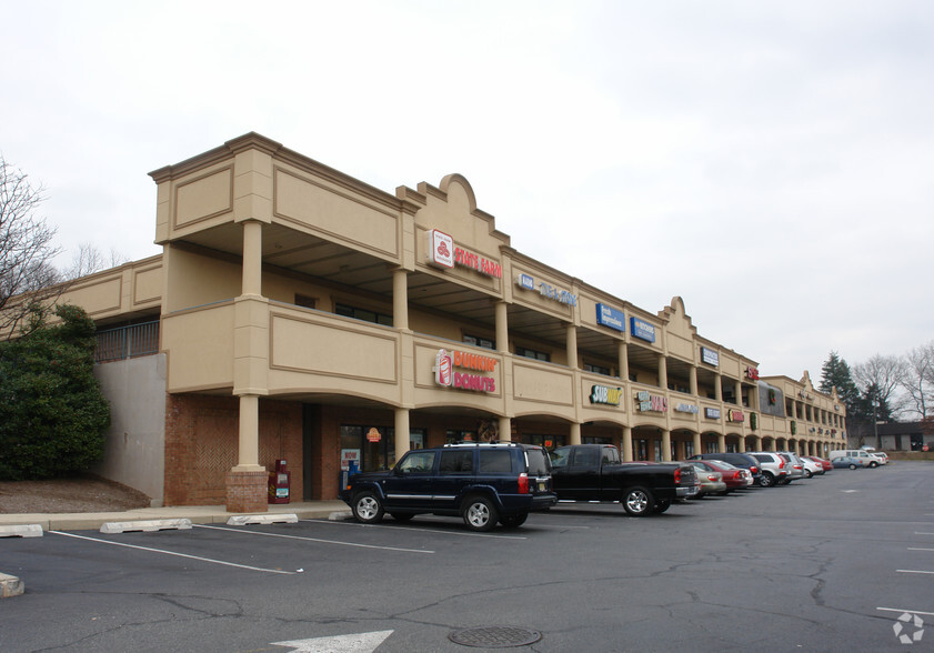 326 Us Highway 22, Green Brook, NJ for lease - Building Photo - Image 3 of 8