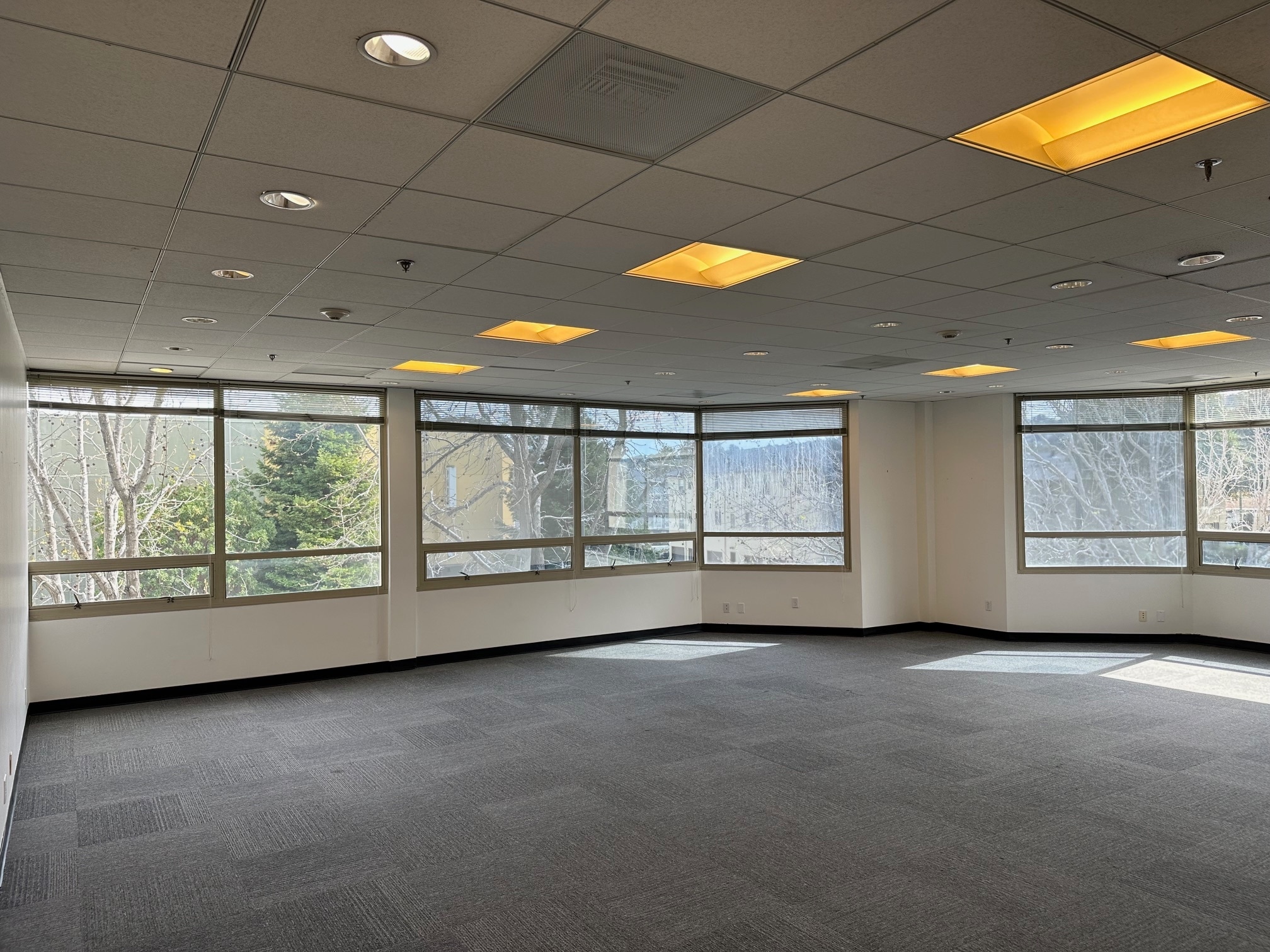 1001 Broadway, Millbrae, CA for lease Building Photo- Image 1 of 5