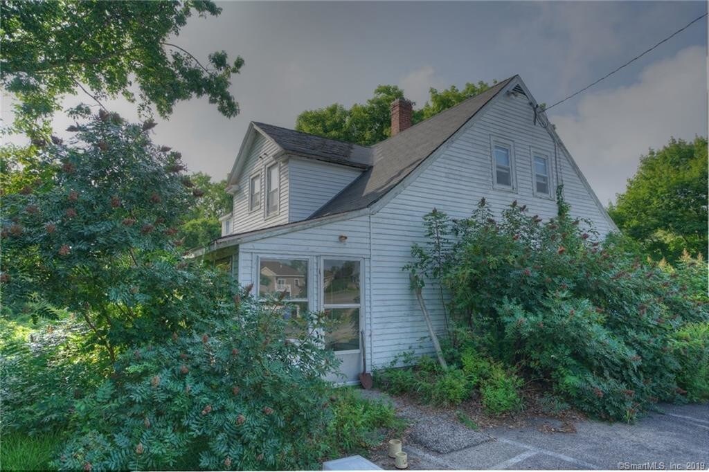 1159 Poquonnock Rd, Groton, CT 06340