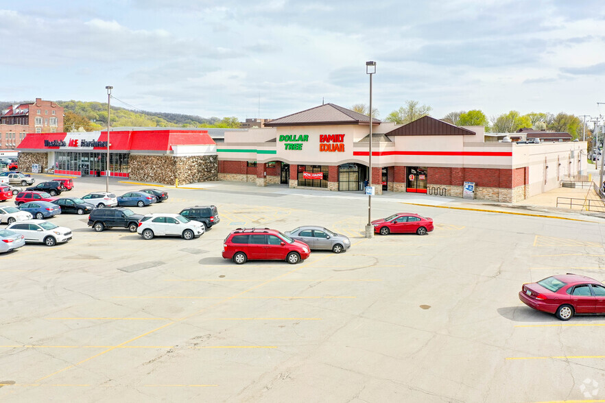 721-757 W Broadway, Council Bluffs, IA for sale - Building Photo - Image 1 of 1