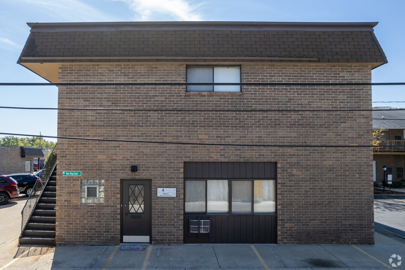 140 W Saint Charles Rd, Villa Park, IL 60181