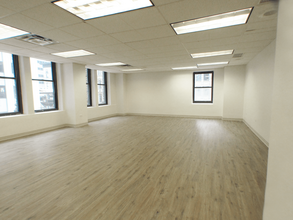 180 W Washington St, Chicago, IL for lease Interior Photo- Image 2 of 6