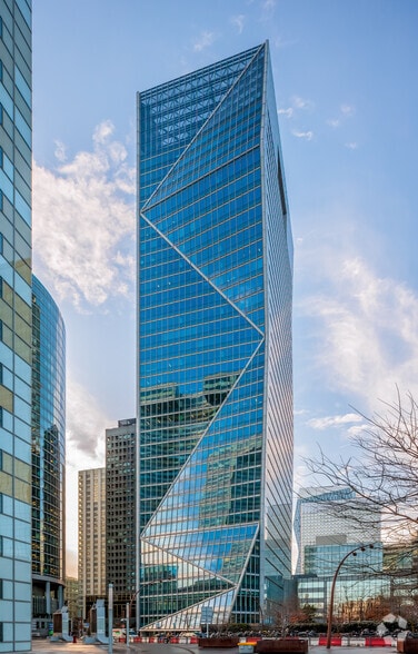 31 Place Des Corolles, Courbevoie for lease - Building Photo - Image 3 of 4