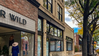 356 1/2 Main St, Longmont CO - Convenience Store