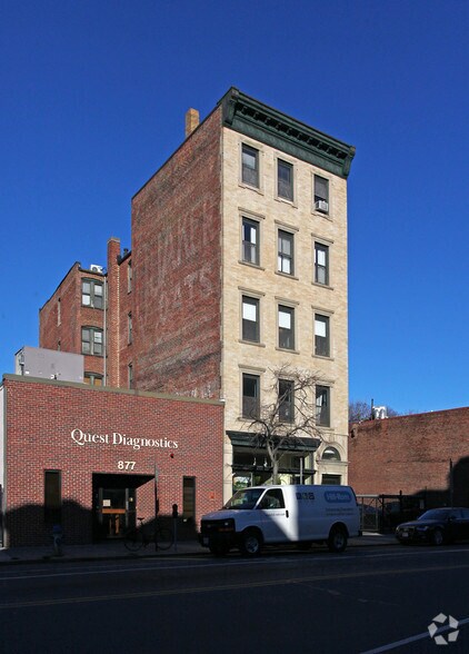 875 Main St, Cambridge, MA for lease - Primary Photo - Image 1 of 2