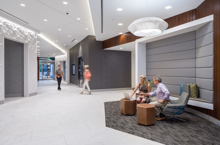 11933 Providence Rd, Charlotte, NC for lease - Building Photo - Image 2 of 22