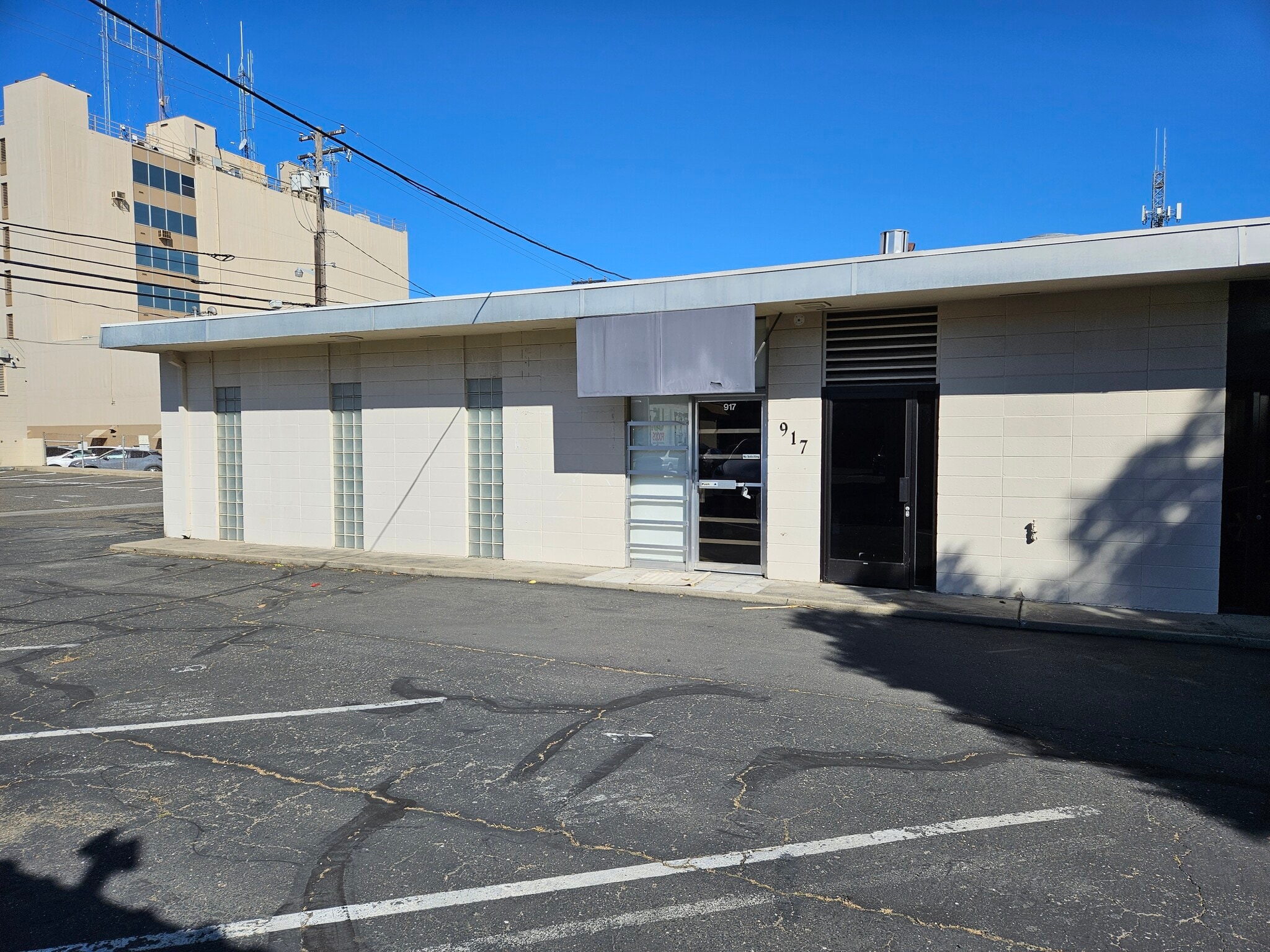 915-917 13th St, Modesto, CA for lease Primary Photo- Image 1 of 5