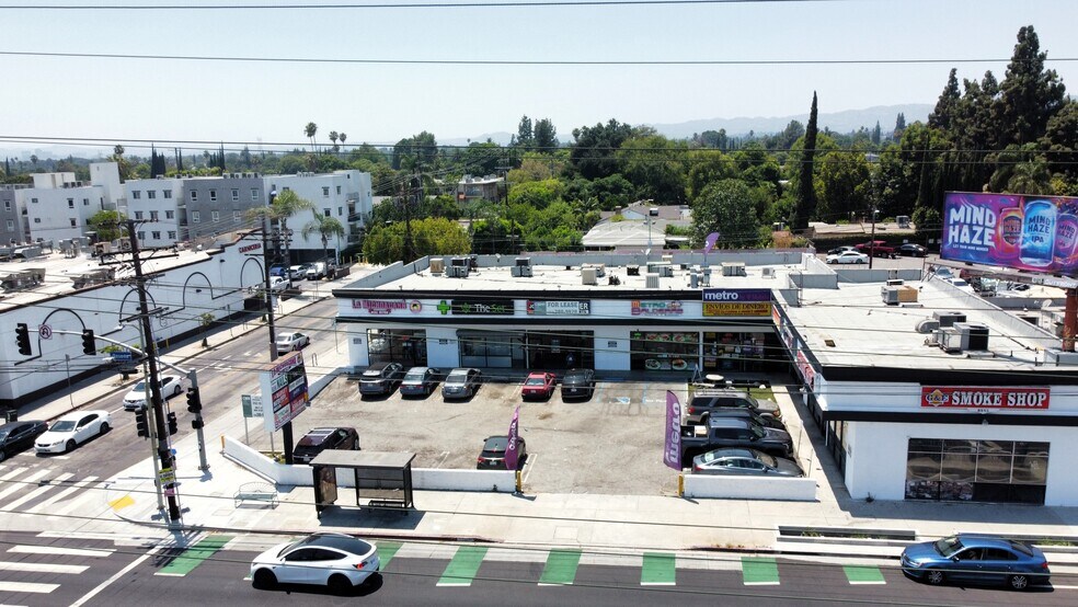 8501-8511 Reseda Blvd, Northridge, CA for lease - Building Photo - Image 1 of 10