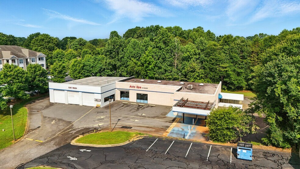 2931 N Center St, Hickory, NC for sale - Building Photo - Image 3 of 39
