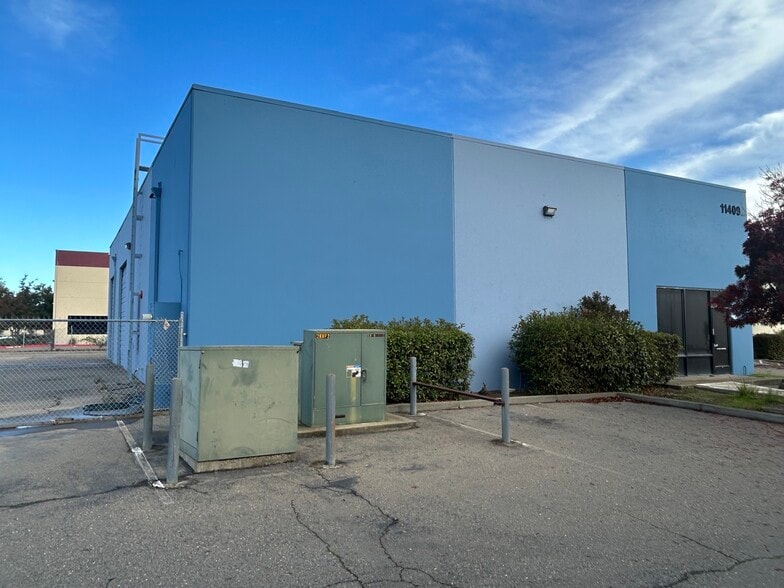 11409 White Rock Rd, Rancho Cordova, CA for lease - Building Photo - Image 1 of 1