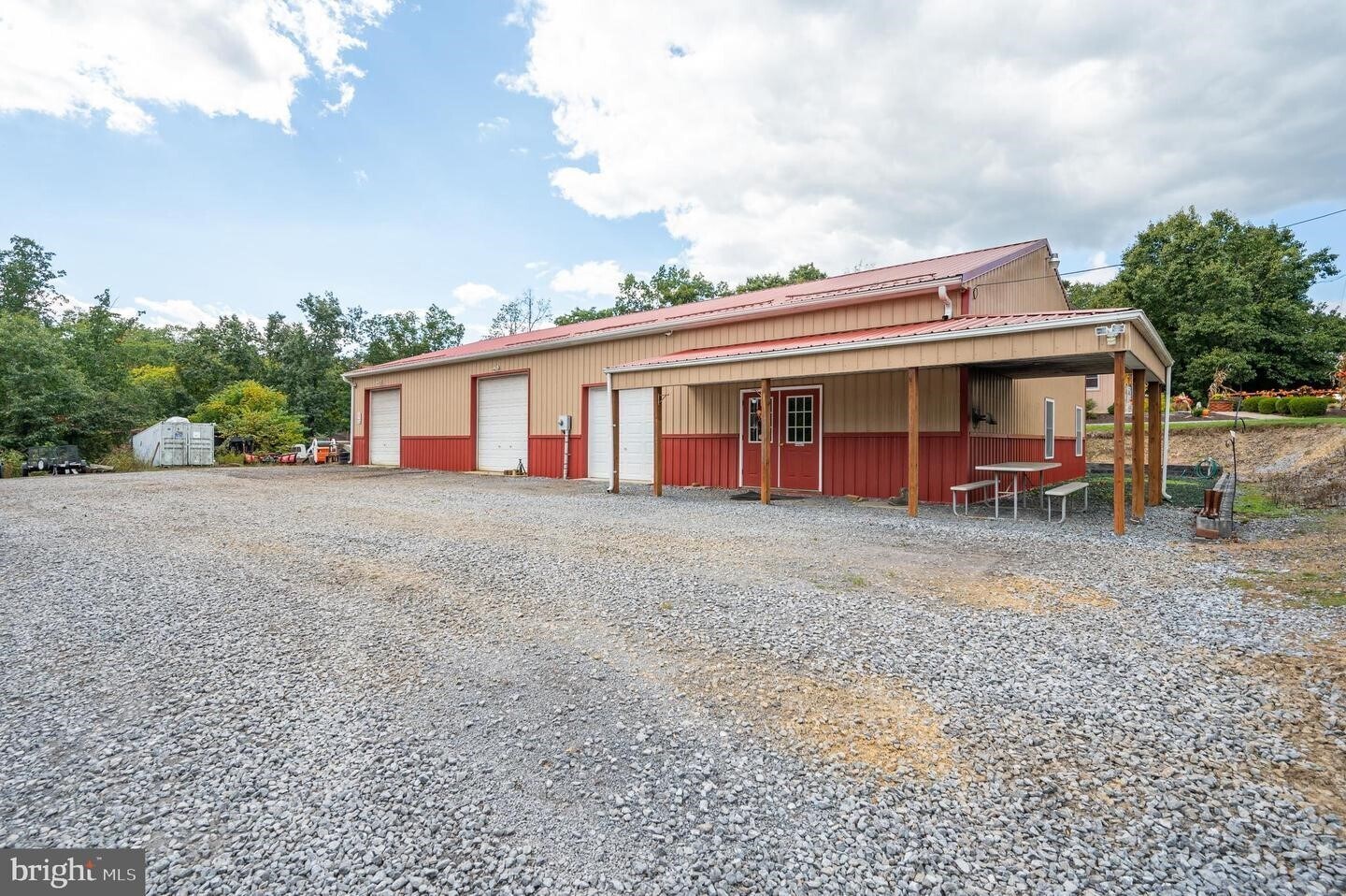 3246 Middleway Pike, Bunker Hill, WV for sale Primary Photo- Image 1 of 1