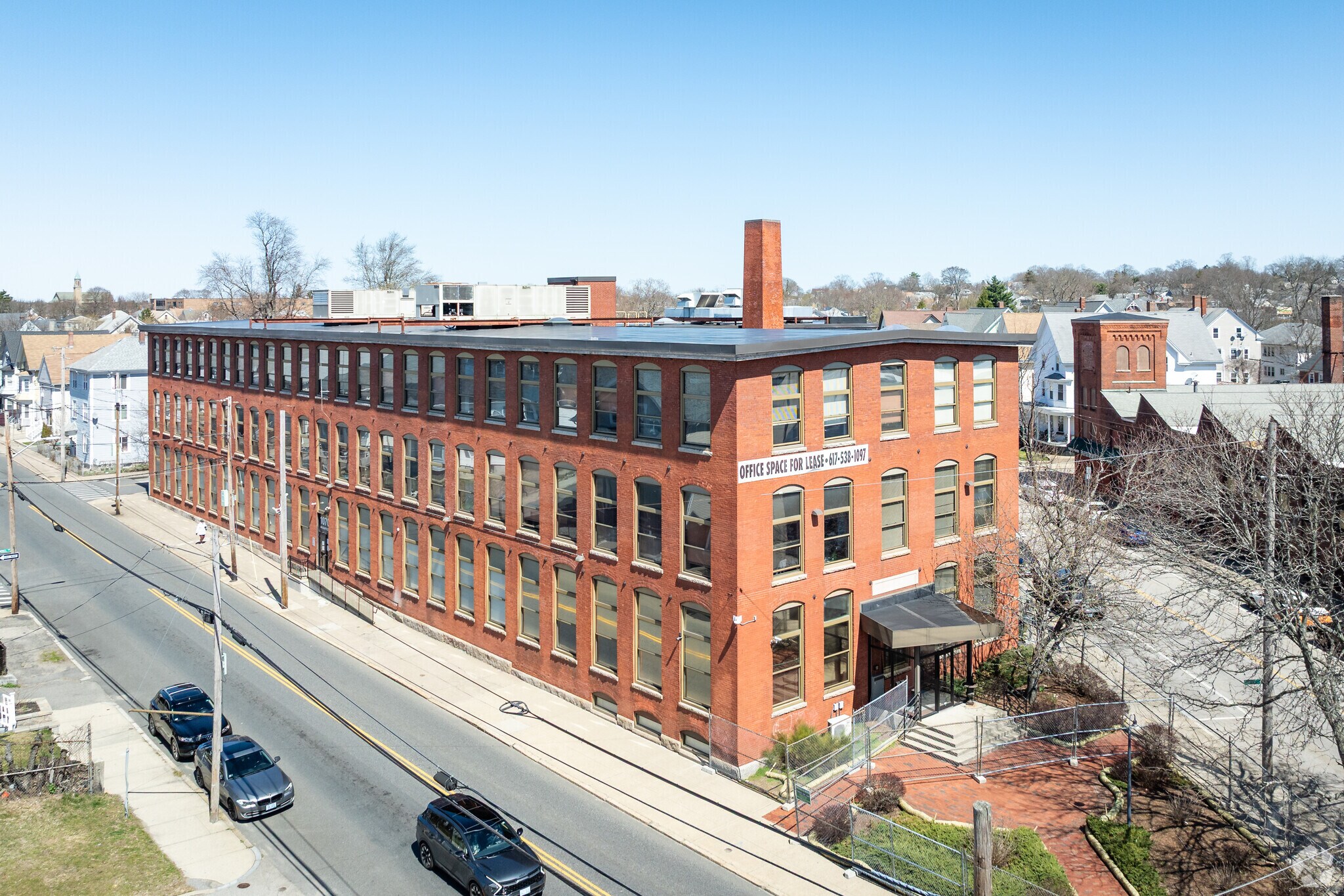 1070-1080 Main St, Pawtucket, RI for sale Primary Photo- Image 1 of 1