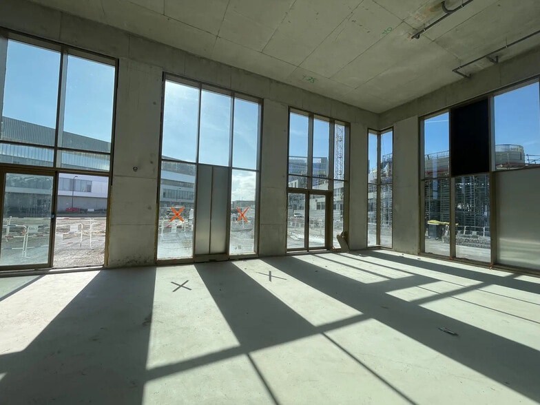 24 Boulevard Jules César, Reims for lease - Interior Photo - Image 1 of 5