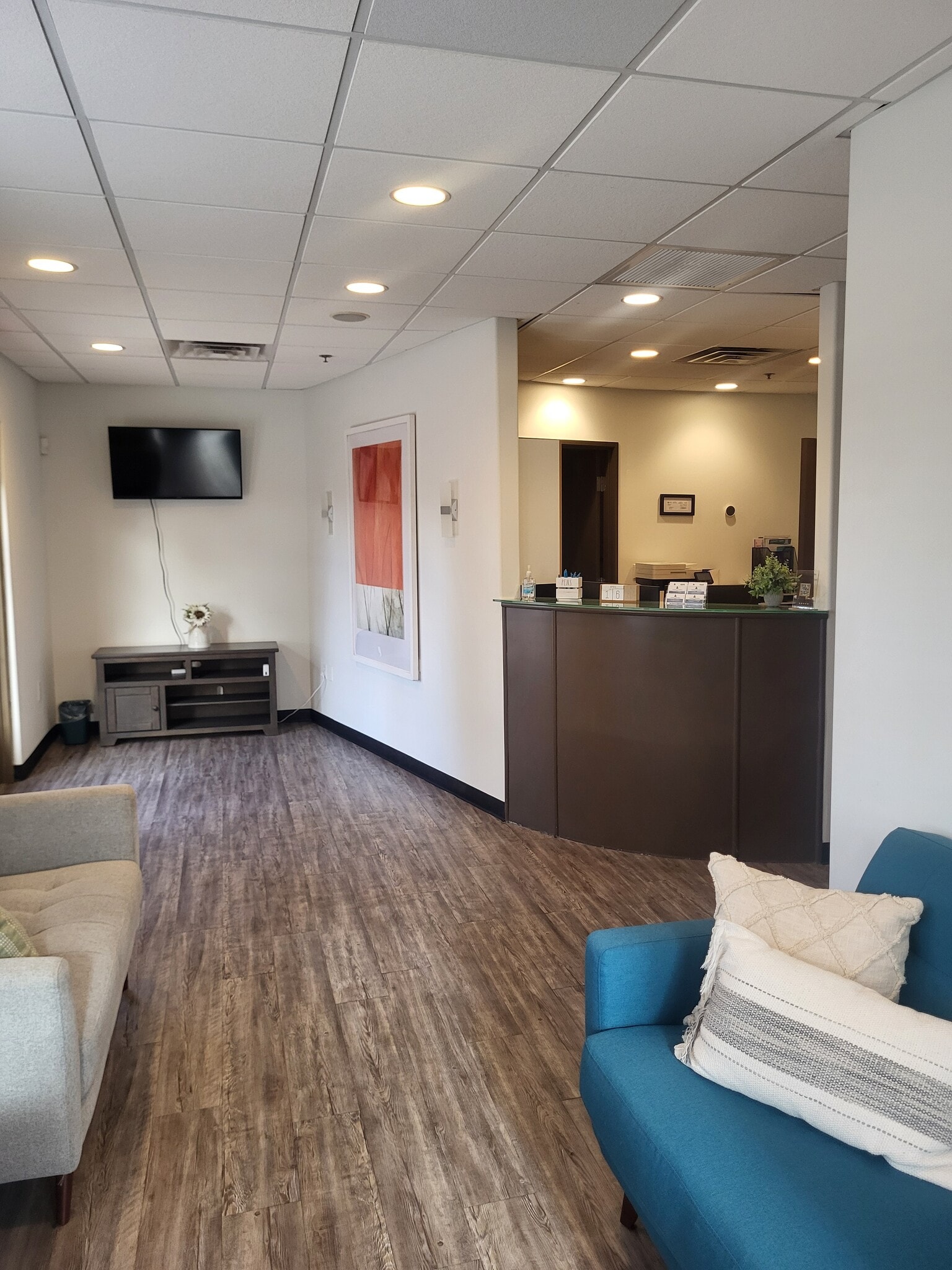 2460 W Ray Rd, Chandler, AZ for lease Interior Photo- Image 1 of 2