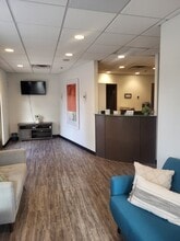 2460 W Ray Rd, Chandler, AZ for lease Interior Photo- Image 1 of 2