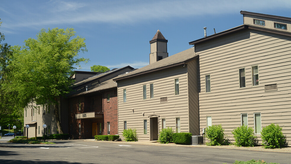 1873 Western Ave, Albany, NY for lease - Building Photo - Image 3 of 6