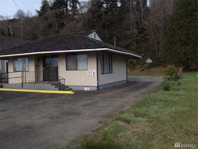 1933 Riverside Ave, Hoquiam, WA for sale - Primary Photo - Image 1 of 1