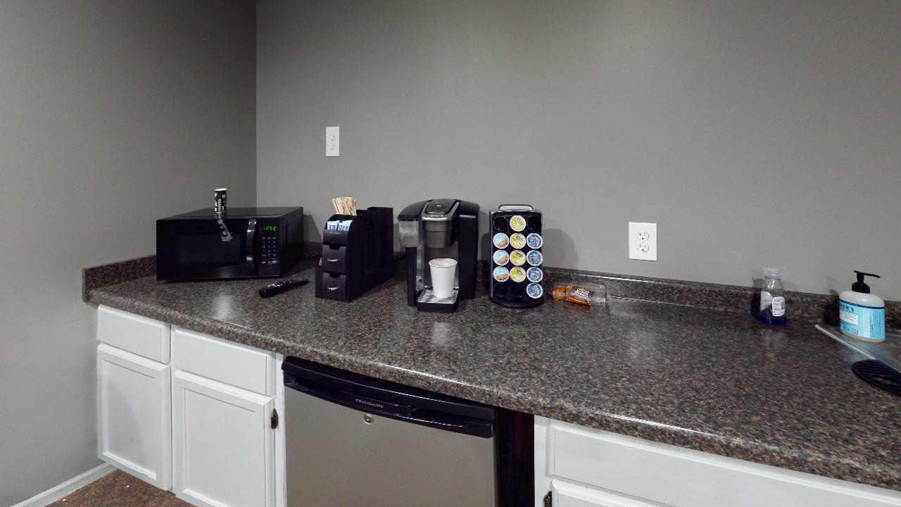 7224-7242 Forest View Ln N, Osseo, MN for sale Interior Photo- Image 1 of 1