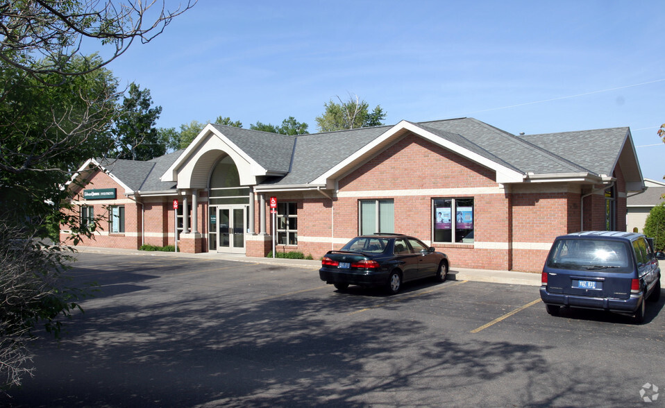 17034 Robbins Rd, Grand Haven, MI for lease - Building Photo - Image 2 of 6