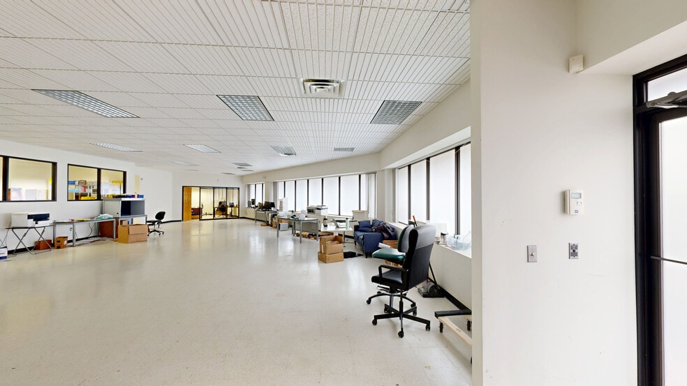 111 Roberts St, East Hartford, CT for lease - Matterport 3D Scan - Image 1 of 10