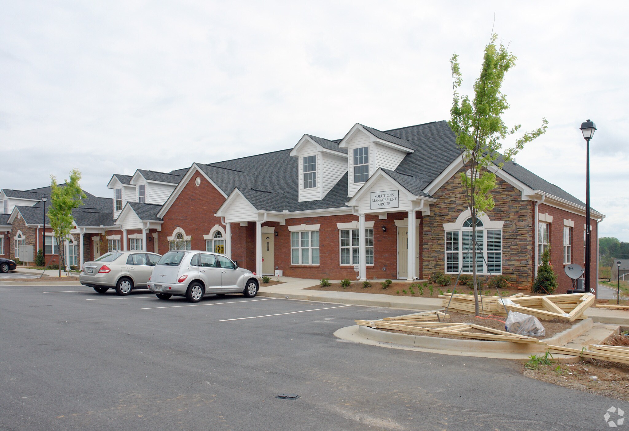 530 Highland Station Dr, Suwanee, GA for sale Primary Photo- Image 1 of 1