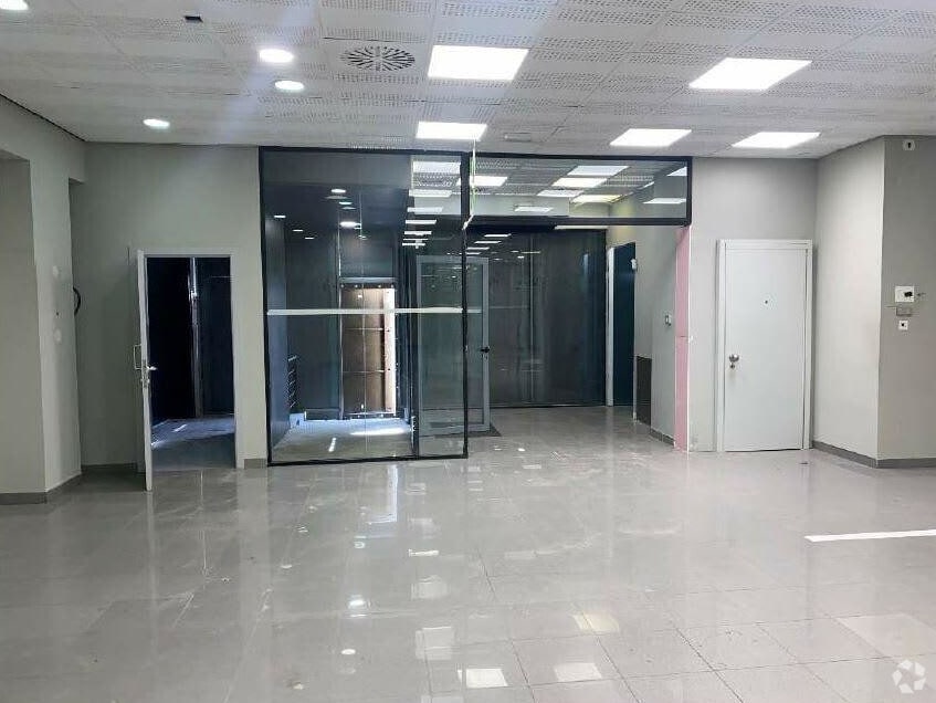 Calle Cerro Minguete, 14, Madrid, Madrid for lease Interior Photo- Image 1 of 7