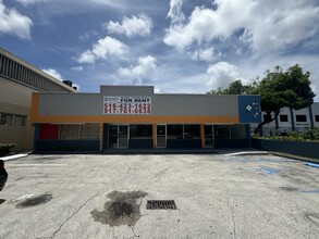 1870 NE 163rd St, Miami, FL for lease Building Photo- Image 1 of 6