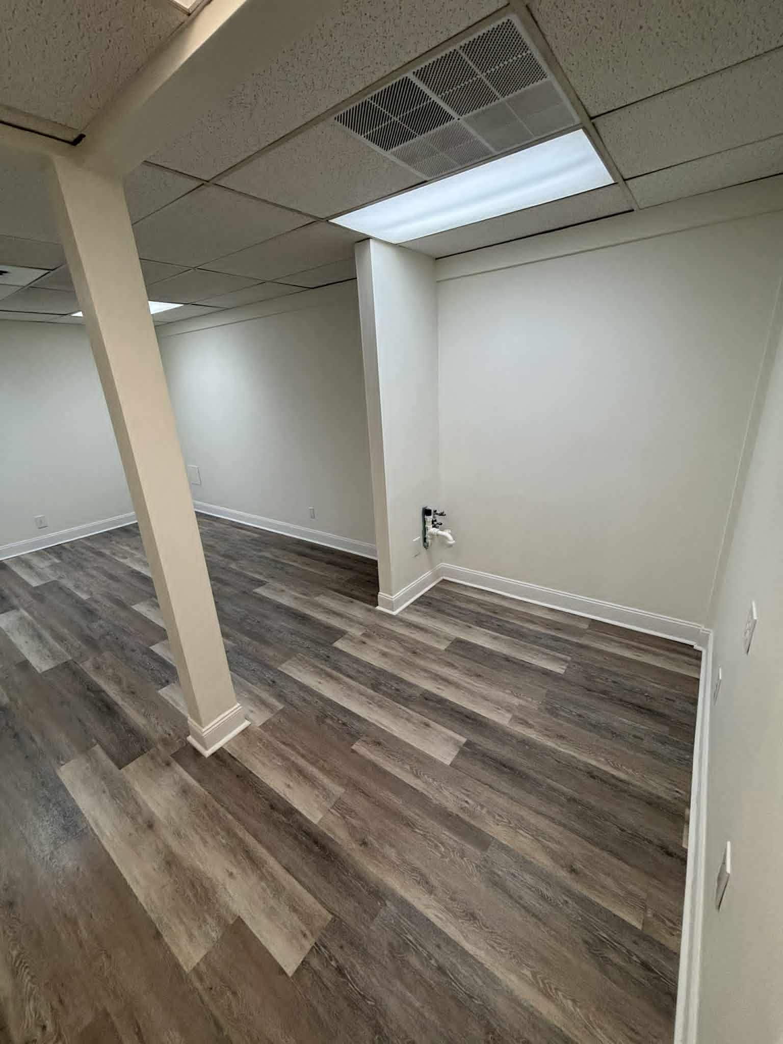 415 E Broad St, Columbus, OH for lease Interior Photo- Image 1 of 5