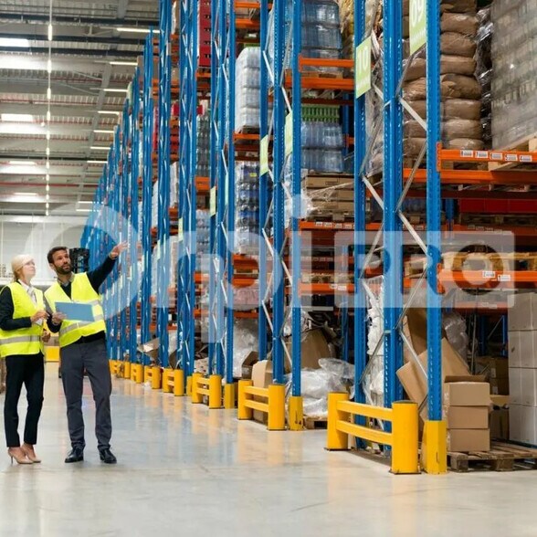 Flex in Tremblay-en-France for sale - Interior Photo - Image 2 of 5