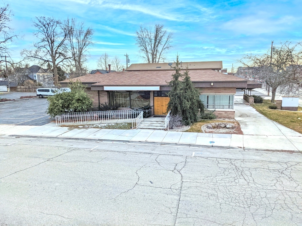 105 E Carlton Ave, Meridian, ID for sale Building Photo- Image 1 of 1