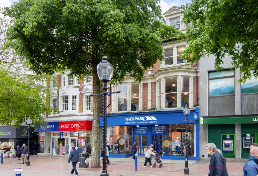 106-108 Terminus Rd, Eastbourne for sale - Building Photo - Image 3 of 3