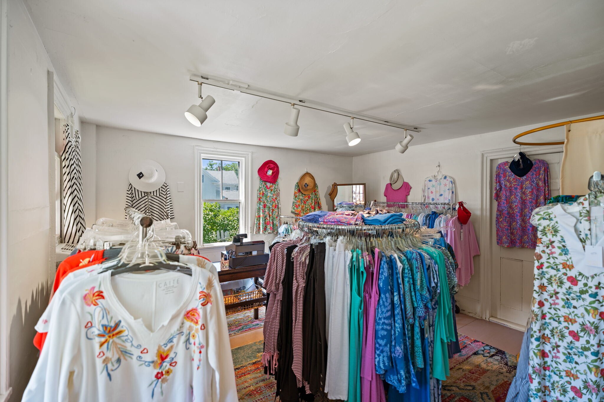 326 Main St, Wellfleet, MA 02667 3 Retail Spaces Cape Cod