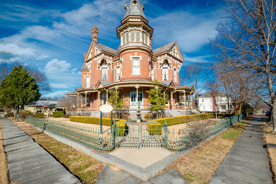 2120 S Louisiana St, Little Rock, AR for sale - Building Photo - Image 2 of 20