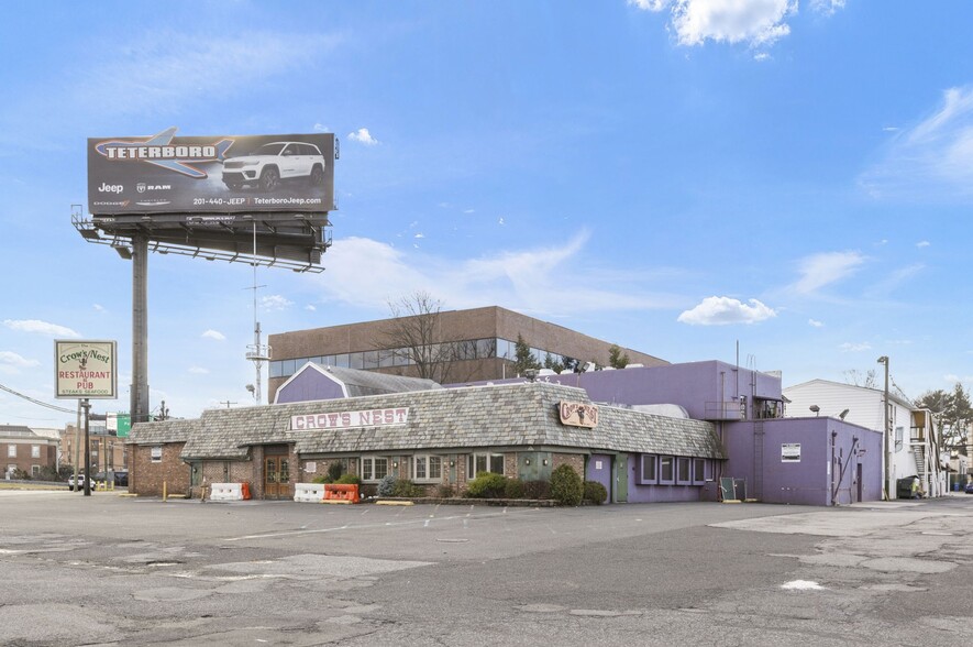 311 Vincent Ave, Hackensack, NJ for lease - Building Photo - Image 1 of 3