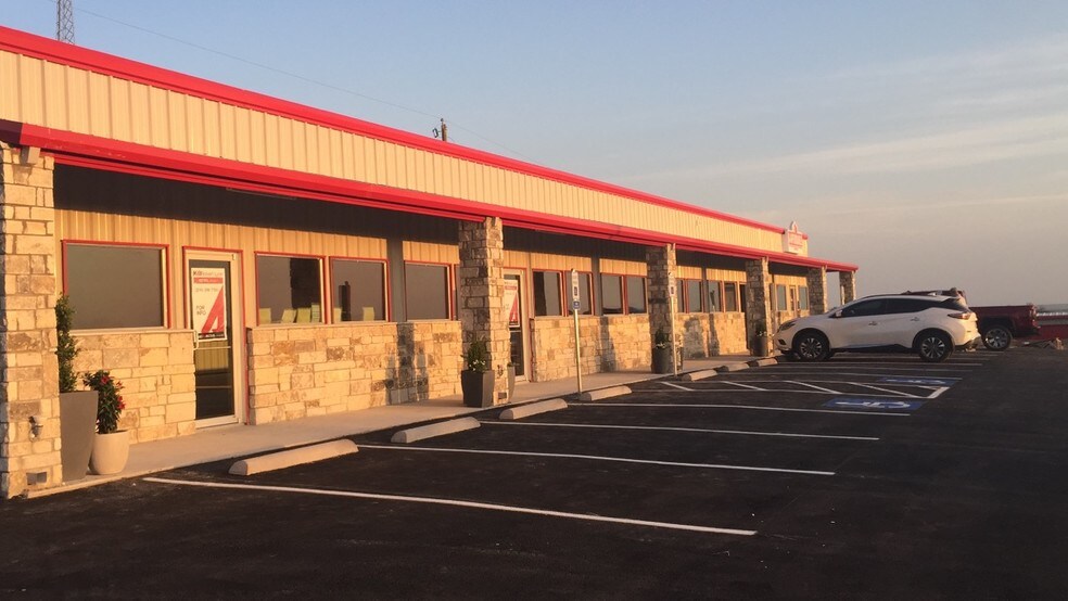 1590 FM 875, Midlothian, TX for sale - Primary Photo - Image 1 of 1